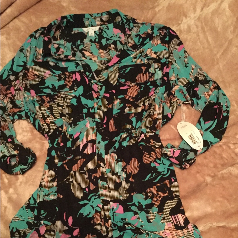 Women’s Dressy Top